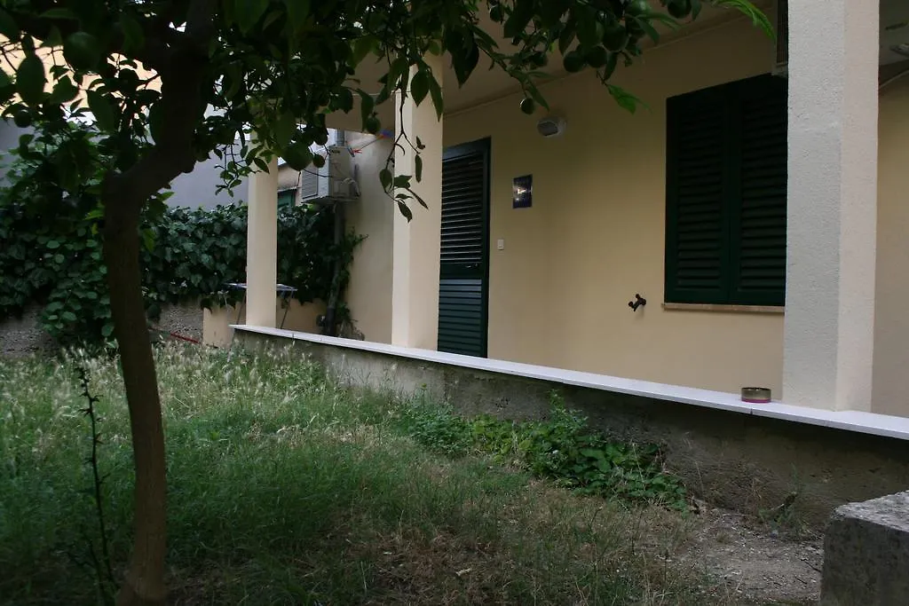 Apartments Mrduljas 0*, Split Croatia