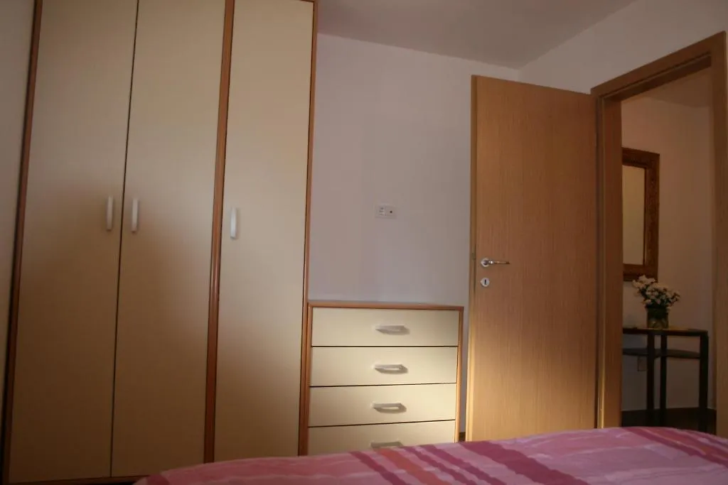 Apartments Mrduljas Split